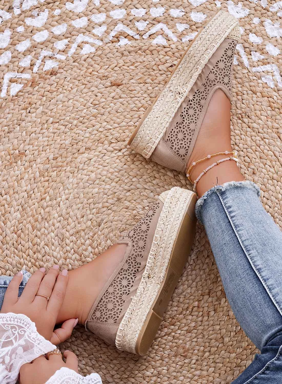 Espadrillas Fango Ricamate Con Zeppa 4 Espadrillas Fango Ricamate Con Zeppa - immagine 4