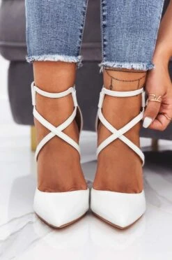 Decolletè Bianche In Vernice Contacco A Spillo E Fibbia -Negozio al dettaglio Alexoo 7 9 84