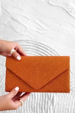 Borsa Pochette B221 Arancione Glitter 5 Borsa Pochette B221 Arancione Glitter -Negozio al dettaglio Alexoo 7 ce723e63 cc94 4bc2 b045 3bed82c9e85c