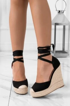 AMBRA - Espadrilles Nere Con Zeppa In Corda E Laccio 13 AMBRA - Espadrilles Nere Con Zeppa In Corda E Laccio -Negozio al dettaglio Alexoo 8 5a2a46c9 b320 4d82 a95d 3c1e51cebfc6