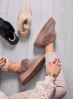 NITRA - Pantofole Marroni Imbottite Con Pelliccia Sintetica E Molla Sul Retro -Negozio al dettaglio Alexoo 8 5d851c1d 927c 4cdd 8df4 2fd1570e95b1