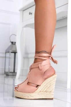 Sandali Espadrilles Rosa Con Zeppa Allacciati -Negozio al dettaglio Alexoo 8 809fea6b 0002 4768 9415 b0510d43284f