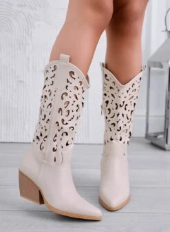 CANOSA - Stivaletti Camperos Beige Traforati -Negozio al dettaglio Alexoo 8 80e0fd85 ba3a 4071 8d25 7a3187a29689