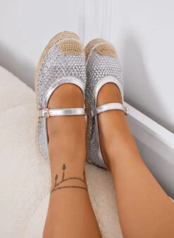 MARIKA - Espadrillas Argento Con Strass E Cinturino Su Suola In Corda -Negozio al dettaglio Alexoo 8 ab5d8d19 c5a2 4301 940e 166ed5c7cb91