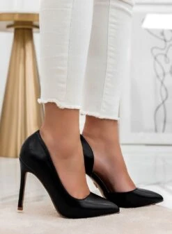 AURORA - Decolletè Alexoo Nere Con Apertura Laterale E Tacco Alto -Negozio al dettaglio Alexoo 8 d7ac0a1d 701a 49fb ab59 e5b66cc85d09