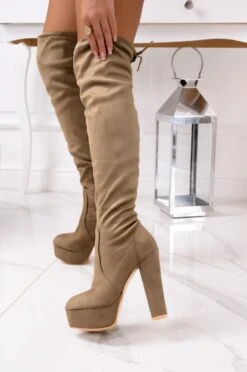 CLORIS - Stivali Fango Scamosciati Alla Coscia -Negozio al dettaglio Alexoo 9 1 62