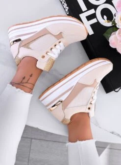 THEA - Sneakers Beige Con Zeppa E Rifiniture Oro -Negozio al dettaglio Alexoo 9 508b6104 66f1 4237 9be1 996a1e8425c3