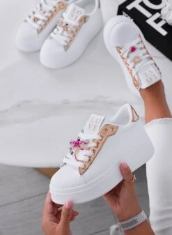 CELY - Sneakers Gioiello Bianche Oro Con Libellula Fuxia -Negozio al dettaglio Alexoo 9 64a1a63e 27a1 4d0d 8ce6 1e3f3bab3585
