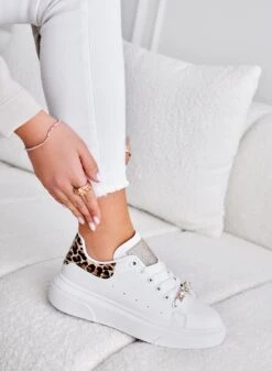 ANDREINA - Sneakers Bianche Con Applicazione Gioiello E Retro Leopardato -Negozio al dettaglio Alexoo 9 ce92ab58 9f5c 497d 9849 fad2a3ccc124