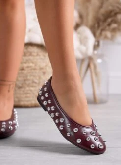 ALLEN - Ballerine Bordeaux Con Borchie A Sfera Argento