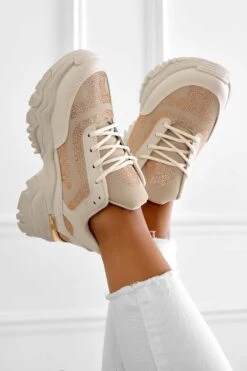 Sneakers Beige Con Suola Spessa E Strass