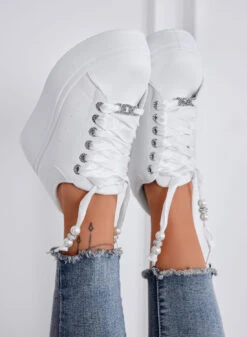 CARTER - Sneakers Platform Bianche Con Lacci In Raso E Perle