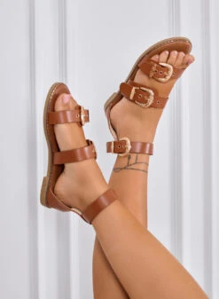 FRISIA - Sandali Camel Bassi Con Fibbie Oro Western