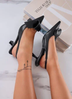 LORENA - Décolleté Slingback Nere Con Maxi Fiocco E Tacco Geometrico