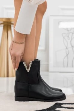 Stivaletti Nericon Zeppa Interna E Applicazione Gioiello