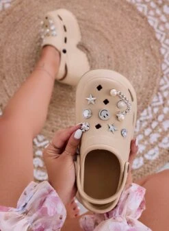 MINNA - Zoccoli Platform Gioiello In Gomma Beige