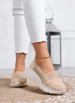 NASTIA - Mocassini Beige Slip-on Traforate In Crochet Con Suola Chunky Bianca