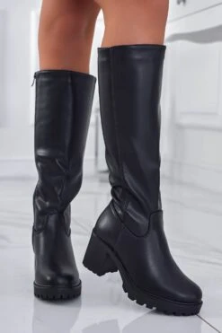 Stivali Neri In Finta Pelle Con Tacco Comodo