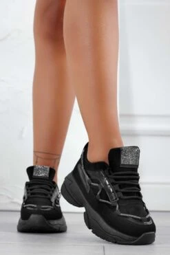 Sneakers Nere Con Suola Alta E Strass