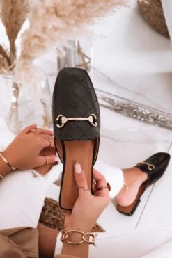 Mocassini Aperti Neri A Quadroni